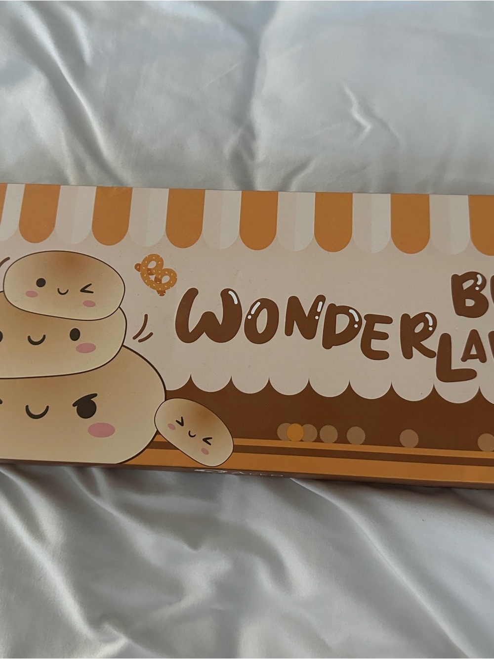 Wonderland Bun Themed Keyboard